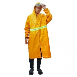 GG415 PVC Polyester Waterproof Rain Coat with Hood, Cap and Reflective Strip